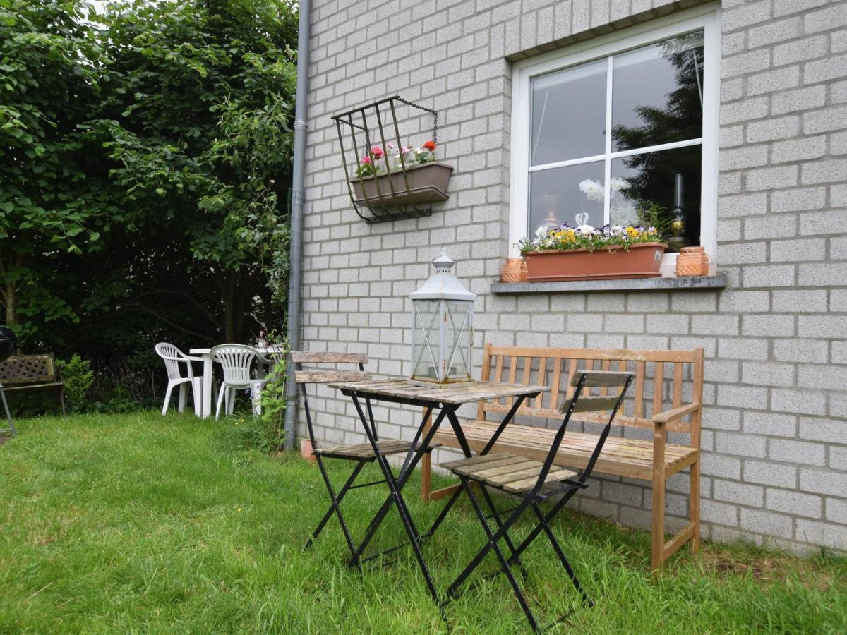 Cozy Apartment In Paliseul With Garden Carlsbourg Exteriér fotografie